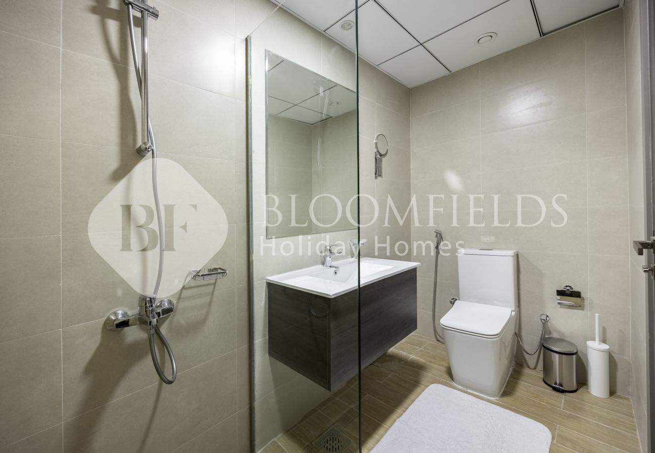 Terraced House in Dubai - Bloomfields Cozy 1BR In Rukan