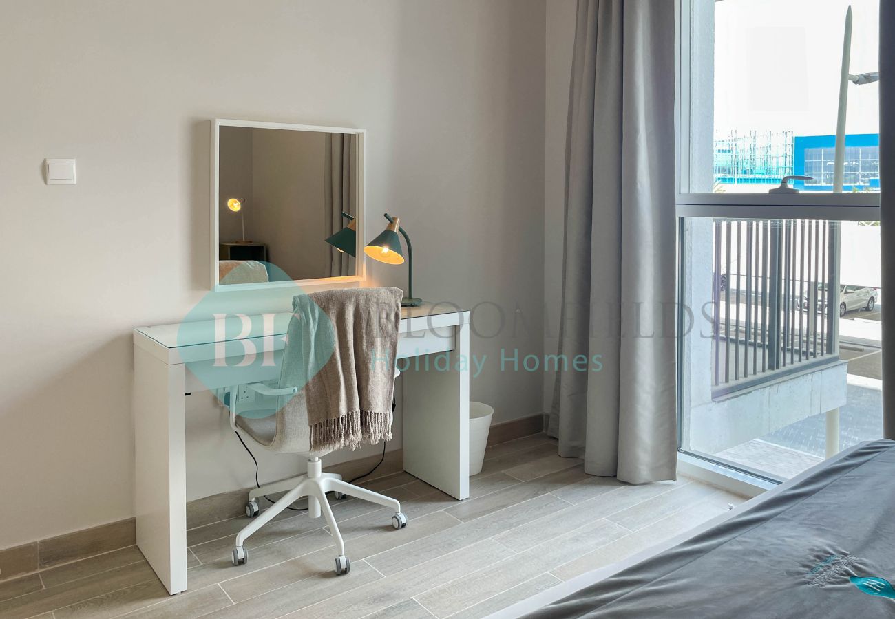 Apartment in Abu Dhabi - Bloomfields Relaxing 1-BR in Yas Island Water’s Edge