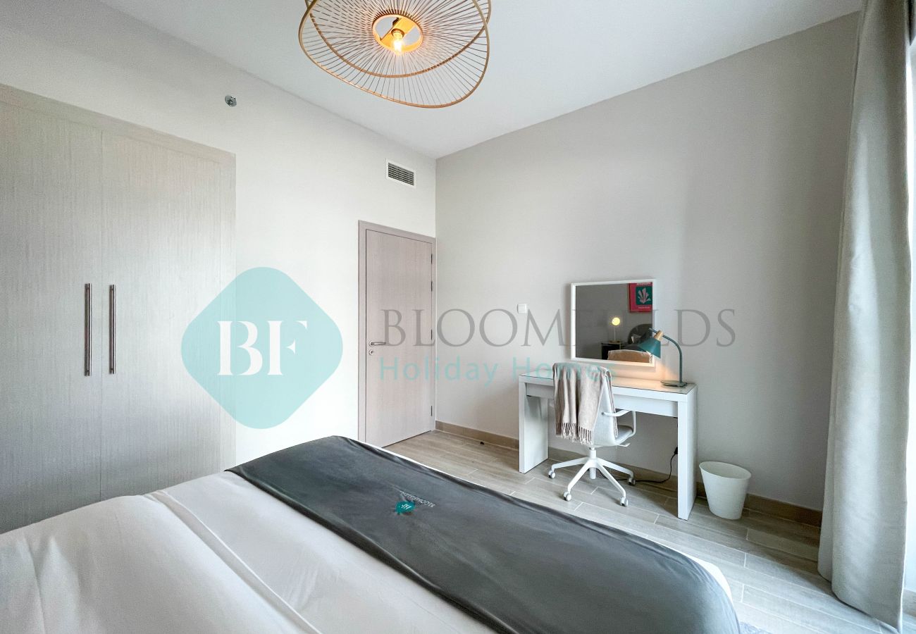 Apartment in Abu Dhabi - Bloomfields Relaxing 1-BR in Yas Island Water’s Edge