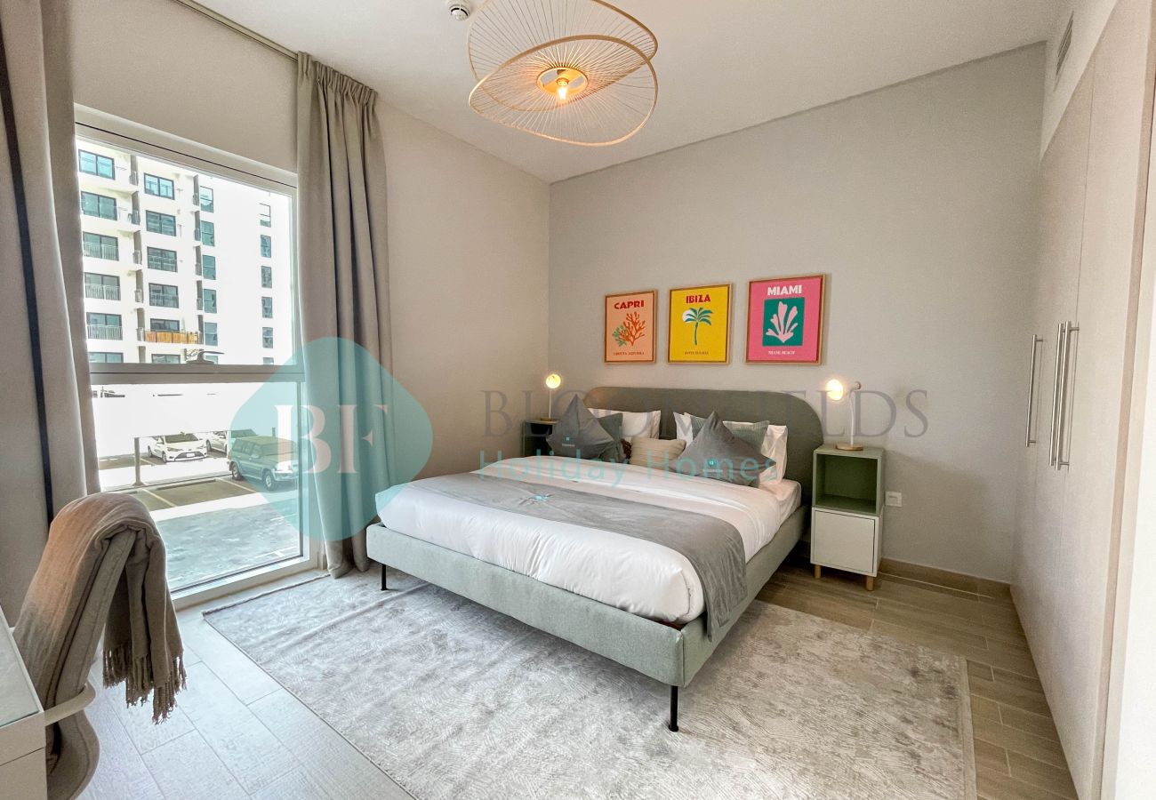 Apartment in Abu Dhabi - Bloomfields Relaxing 1-BR in Yas Island Water’s Edge