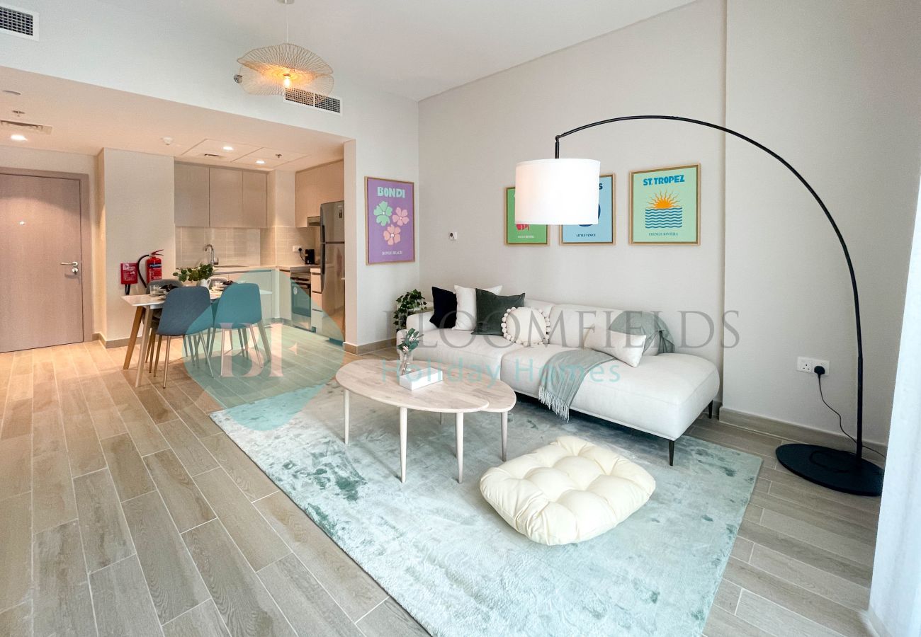 Apartment in Abu Dhabi - Bloomfields Relaxing 1-BR in Yas Island Water’s Edge