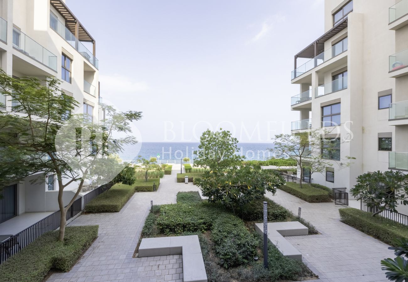 Apartment in Fujairah - Bloomfields Sea View 2BR Apt Address Fujairah