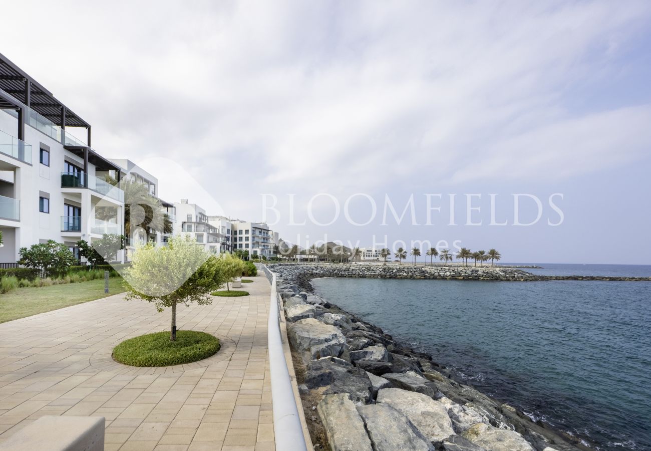 Apartment in Fujairah - Bloomfields Sea View 2BR Apt Address Fujairah