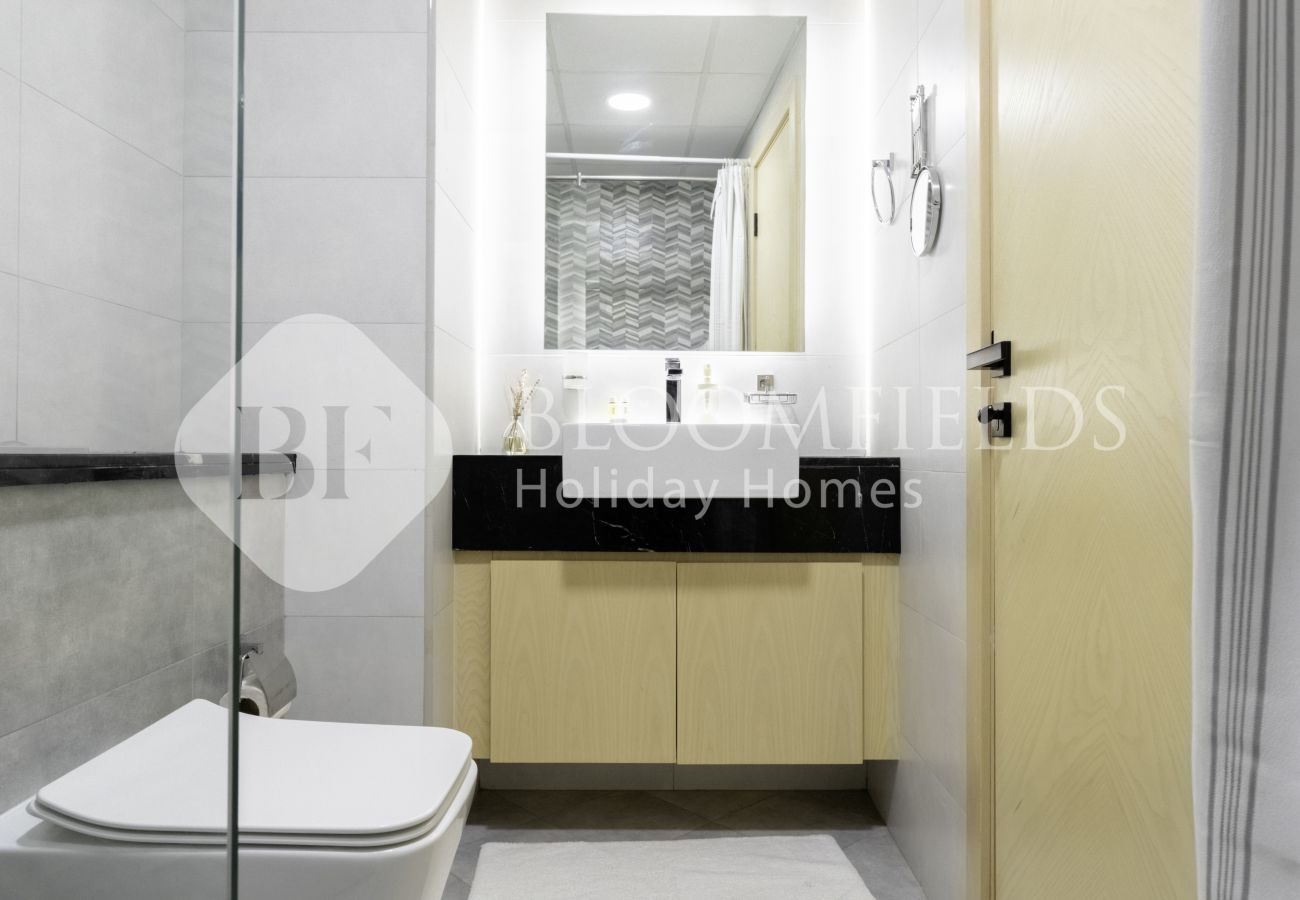 Apartment in Dubai - Bloomfields Cozy 1BR @ Binghatti Avenue