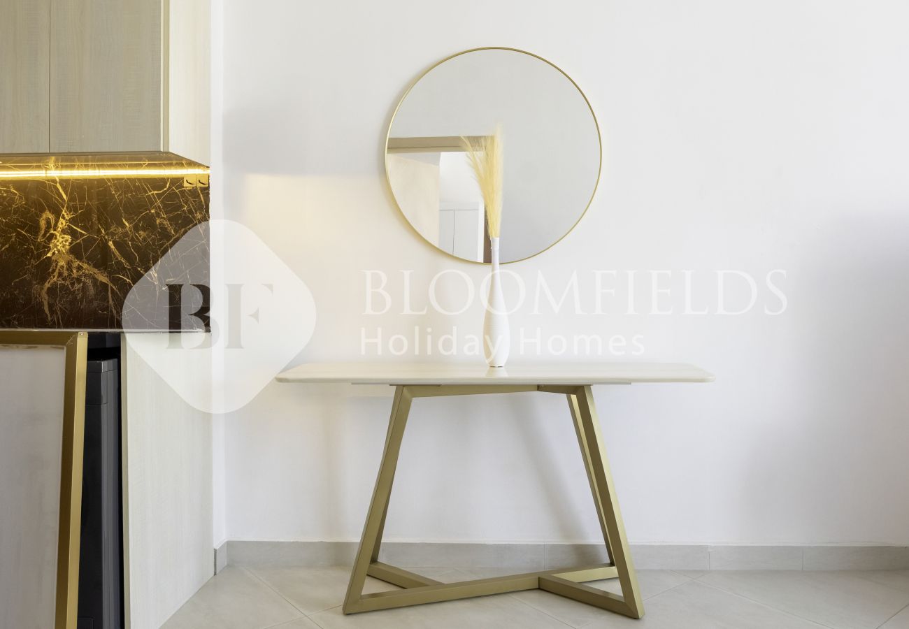 Apartment in Dubai - Bloomfields Cozy 1BR @ Binghatti Avenue